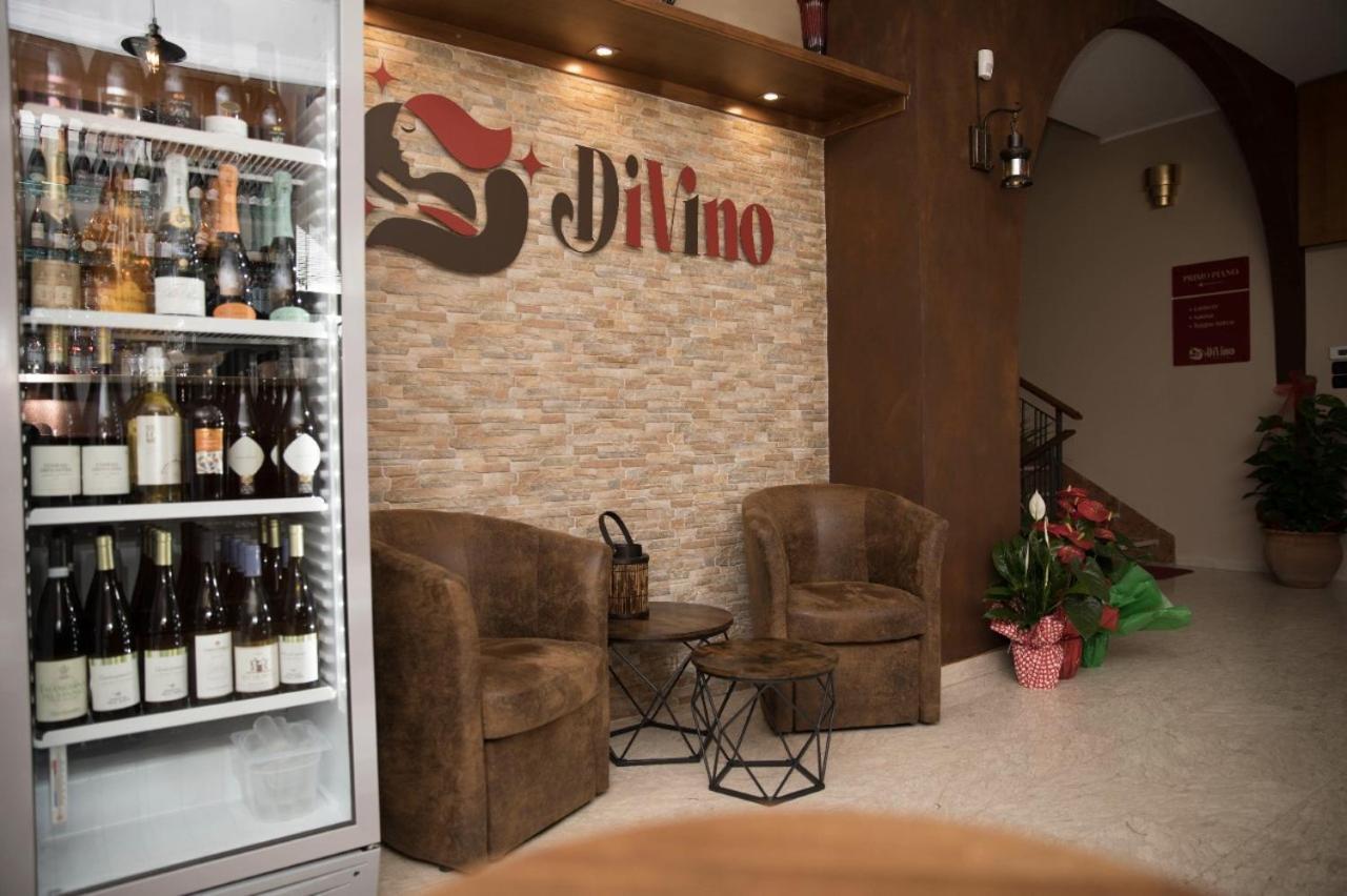 Divino Bistrot E Relais Hotel Lenola Exterior foto