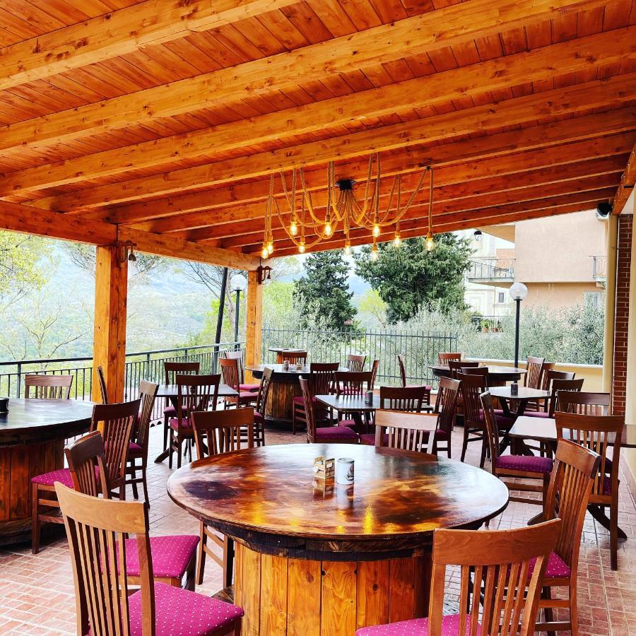 Divino Bistrot E Relais Hotel Lenola Exterior foto